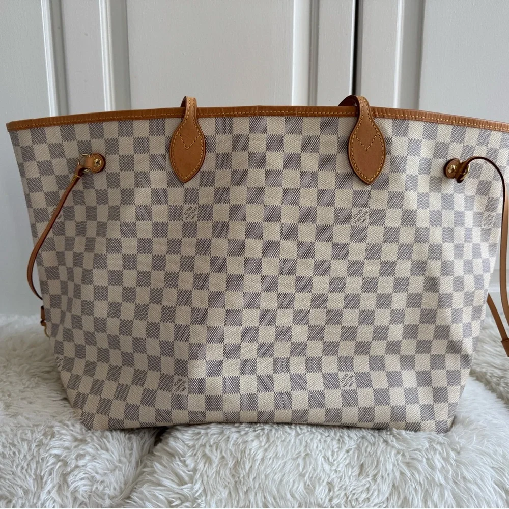 Authentic Louis Vuitton GM Neverfull - Picture 16 of 16